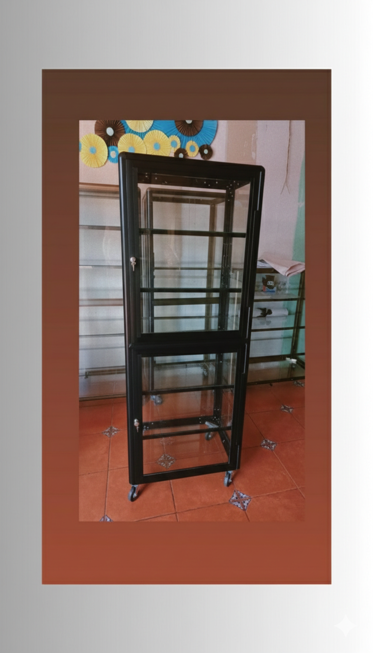 Vitrina Exhibidora de Aluminio 160x60cm - 6 Compartimentos para Hogar y Negocios